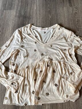 Mi Ami Cream V-Neck Babydoll Tunic with Tiny Floral Print